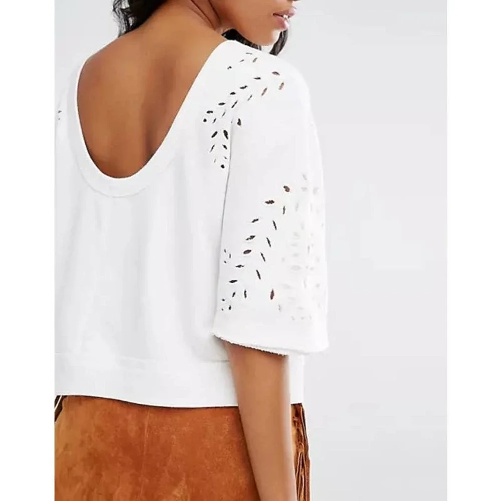 Free People Crumpette Cutwork Print Top Size XS Ivory Cropped Sweatshirt‎ Eyelet